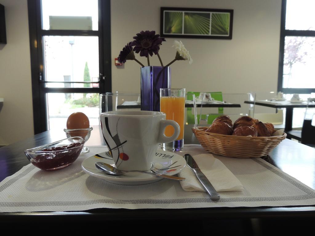 The Originals City, Hotel Novella Premium, Nantes Est Carquefou Exterior photo
